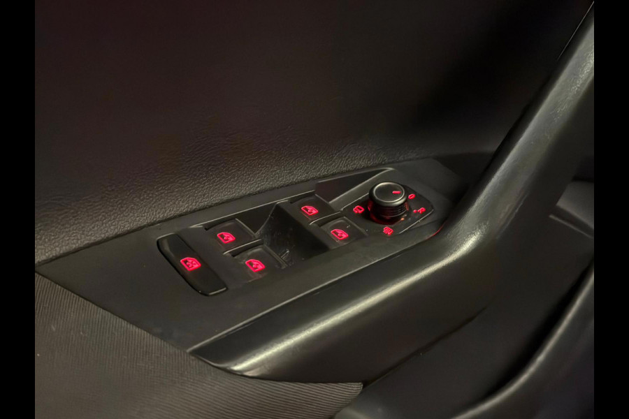 Volkswagen Polo 1.6 TDI / R-Line / Pano / CarPlay / Stoelverwarming