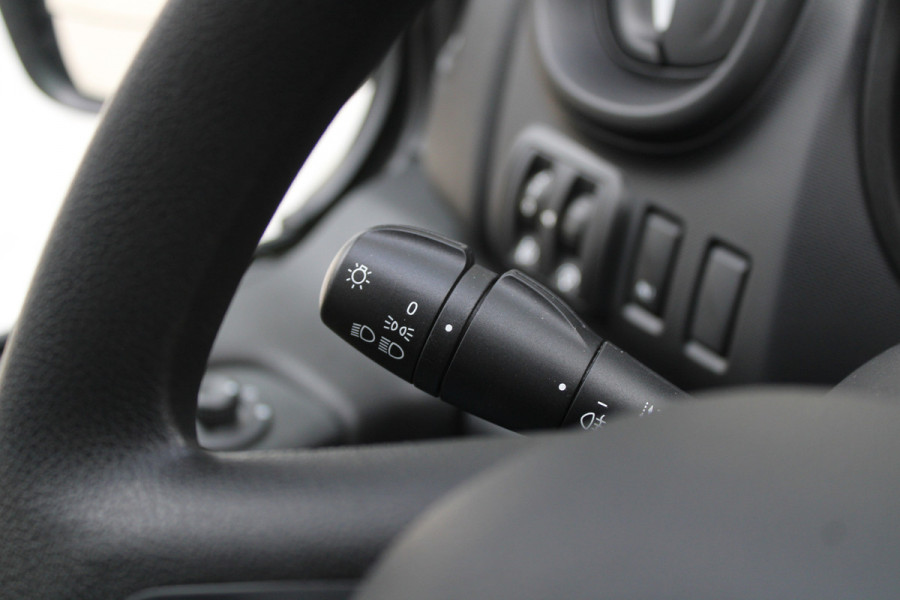 Renault Trafic Passenger 2.0 dCi 120 Grand Life 120pk 9 Zits - Prijs excl. BTW - Airco - Cruise - LED - Navi - Bluetooth - Rijklaar