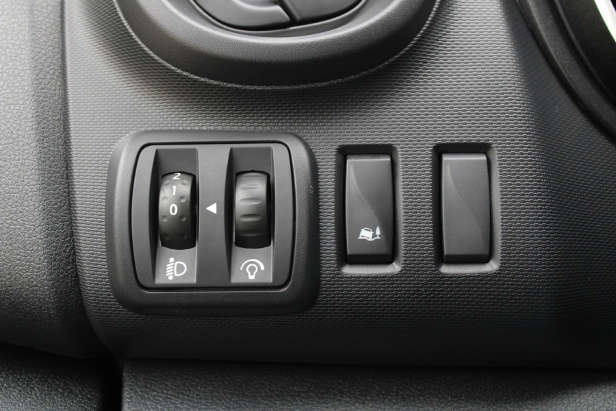 Renault Trafic Passenger 2.0 dCi 120 Grand Life 120pk 9 Zits - Prijs excl. BTW - Airco - Cruise - LED - Navi - Bluetooth - Rijklaar