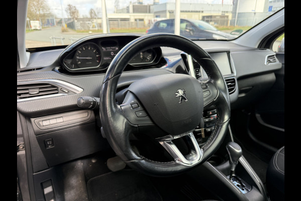 Peugeot 208 BWJ 2018 | 1.2T 111PK Tech Ed. AUTOMAAT | PANO DAK | CLIMA | NAVI | CAMERA A | CARPLAY | PRIVACY GLASS | PDC