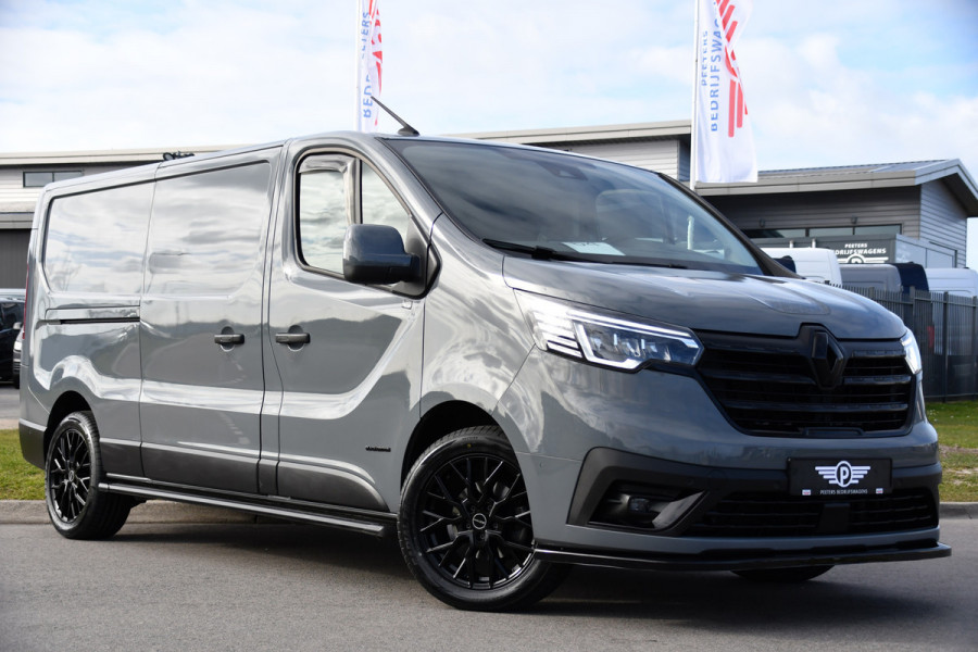 Renault Trafic 2.0 Blue dCi 170 T30 L2H1 Black Edition FULL OPTIONS! Adaptieve Cruise, Camera, Carplay, 170pk, Stoelverwarming, Trekhaak, LED, Automaat, Uniek!