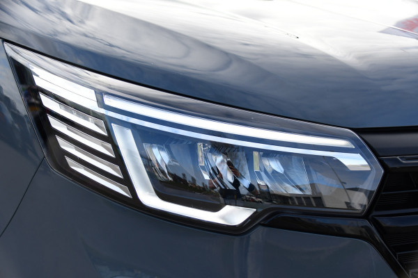 Renault Trafic 2.0 Blue dCi 170 T30 L2H1 Black Edition FULL OPTIONS! Adaptieve Cruise, Camera, Carplay, 170pk, Stoelverwarming, Trekhaak, LED, Automaat, Uniek!