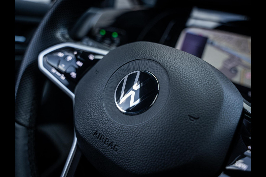 Volkswagen Golf 2.0 TDI GTD - BTW! l Pano l Sfeer l Camera l ACC