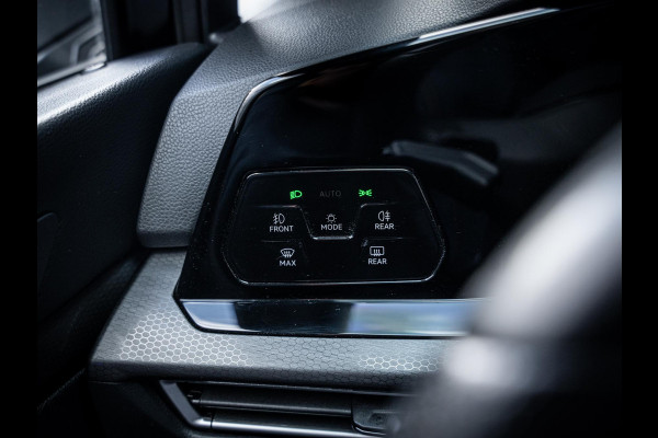 Volkswagen Golf 2.0 TDI GTD - BTW! l Pano l Sfeer l Camera l ACC