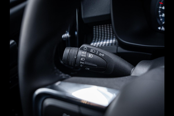 Volvo XC40 1.5 T5 Recharge R-Design - Pano l Stuur verw. l 19'' l Memory