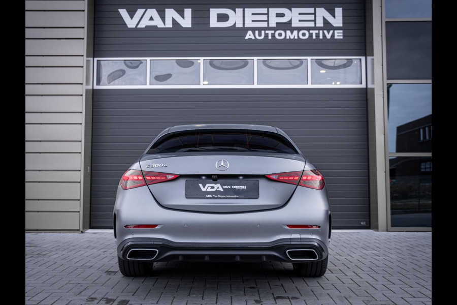 Mercedes-Benz C-Klasse C300 e AMG Line l Dealer O.H l 1e eig l ACC l Sfeerverlicht. l Burmester