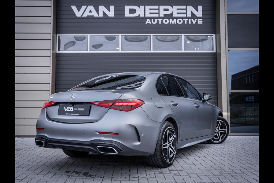 Mercedes-Benz C-Klasse C300 e AMG Line l Dealer O.H l 1e eig l ACC l Sfeerverlicht. l Burmester