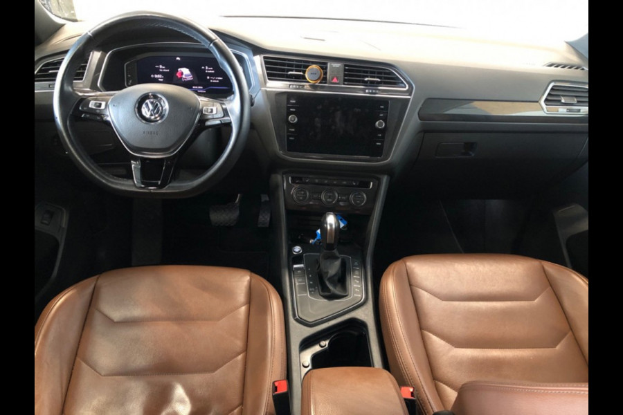 Volkswagen Tiguan Allspace 1.5 TSI Highline Business R 7p.- Automaat - Leder - Navi - Org.NL