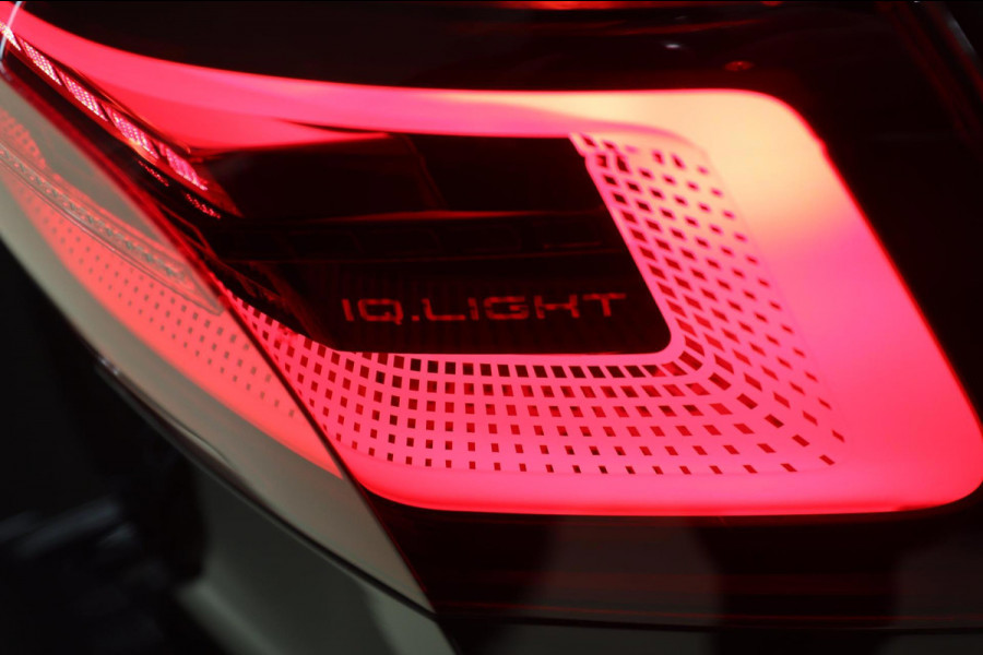 Volkswagen Golf 2.0 TSI R 4Motion PERFORMANCE AKRA/PANO/HUD/IQ/H-K/BOMVOL