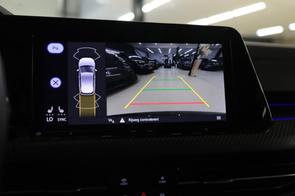 Volkswagen Golf 2.0 TSI R 4Motion PERFORMANCE AKRA/PANO/HUD/IQ/H-K/BOMVOL