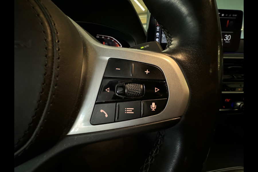 BMW 5 Serie 520i High Executive M Sport Memory|Trekhaak|Leer