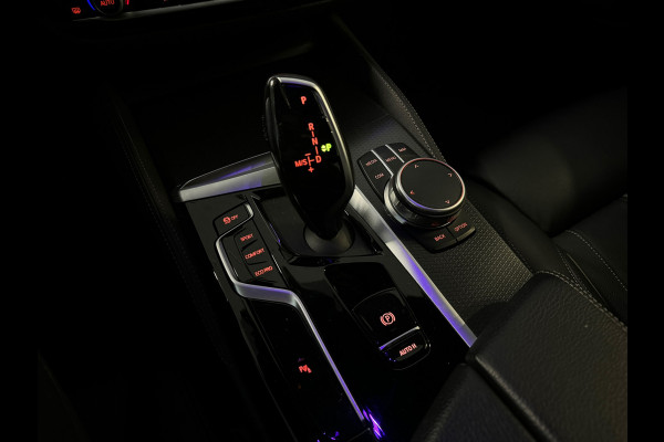 BMW 5 Serie 520i High Executive M Sport Memory|Trekhaak|Leer