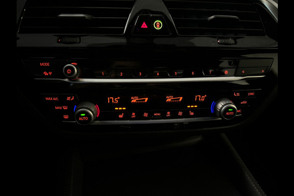 BMW 5 Serie 520i High Executive M Sport Memory|Trekhaak|Leer