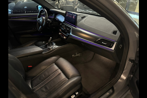 BMW 5 Serie 520i High Executive M Sport Memory|Trekhaak|Leer