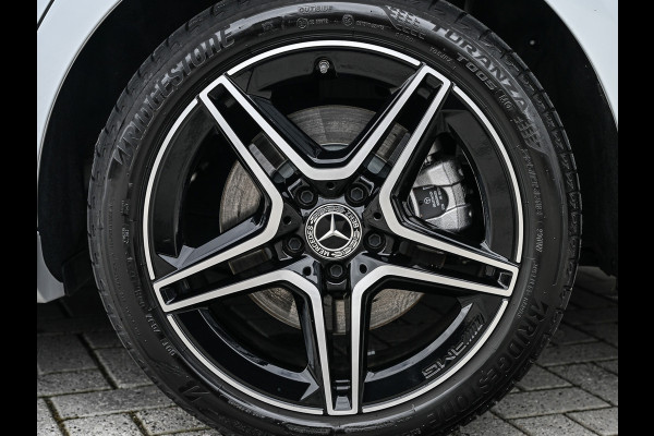 Mercedes-Benz CLA-Klasse 250 e AMG Line | Panoramadak | Distronic | Night pack | Stoelverwarming | 360 camera | Keyless | Head-up | Ambiance interieur