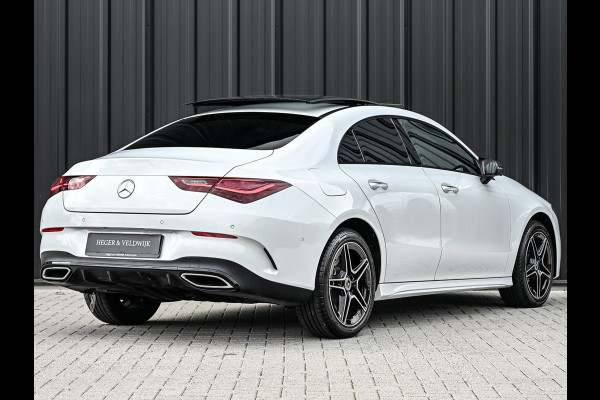 Mercedes-Benz CLA-Klasse 250 e AMG Line | Panoramadak | Distronic | Night pack | Stoelverwarming | 360 camera | Keyless | Head-up | Ambiance interieur