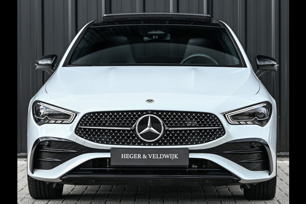 Mercedes-Benz CLA-Klasse 250 e AMG Line | Panoramadak | Distronic | Night pack | Stoelverwarming | 360 camera | Keyless | Head-up | Ambiance interieur