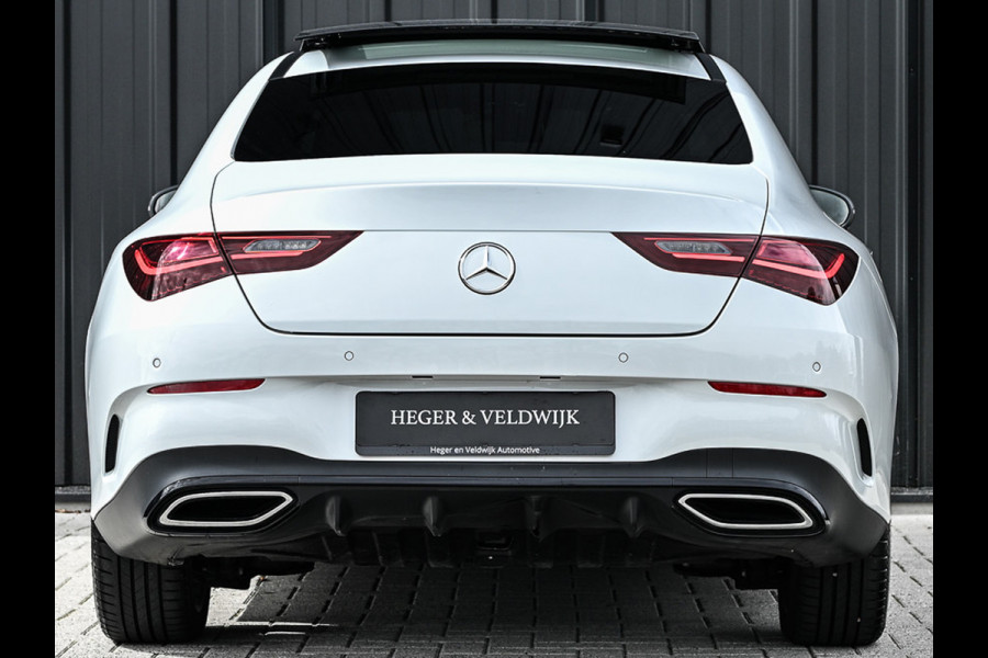 Mercedes-Benz CLA-Klasse 250 e AMG Line | Panoramadak | Distronic | Night pack | Stoelverwarming | 360 camera | Keyless | Head-up | Ambiance interieur