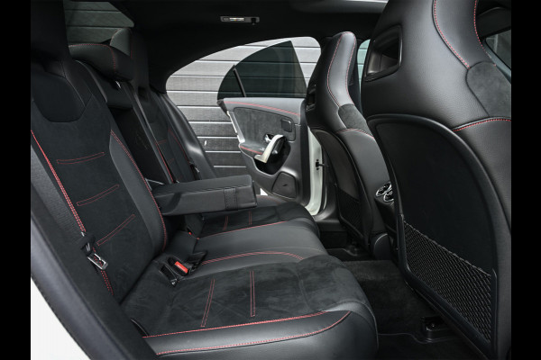 Mercedes-Benz CLA-Klasse 250 e AMG Line | Panoramadak | Distronic | Night pack | Stoelverwarming | 360 camera | Keyless | Head-up | Ambiance interieur