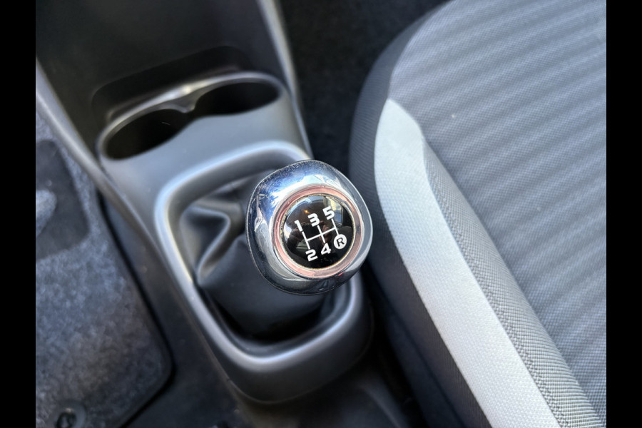 Toyota Aygo 1.0 VVT-i X-Play 5-drs. CAMERA/CARPLAY/LIMITER/AIRCO/MEDIA