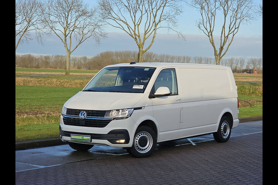 Volkswagen Transporter 2.0 TDI L2H1 150Pk Airco Automaat Achterdeuren Euro6!