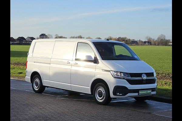 Volkswagen Transporter 2.0 TDI L2H1 150Pk Airco Automaat Achterdeuren Euro6!