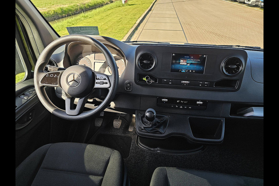 Mercedes-Benz Sprinter 317 1.9 CDI L2H2 RWD Camera Airco 3 Zits Euro6 170 PK!