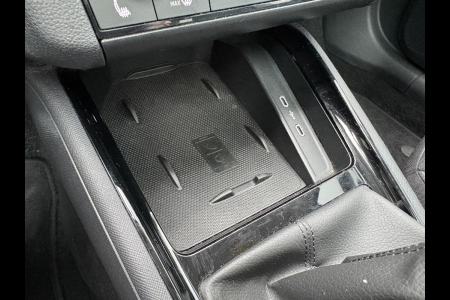 Škoda Kamiq 1.0 TSi 115pk Business Edition PANORAMADAK/VIRTUAL/CAMERA/PDC/19INCH/TREKHAAK