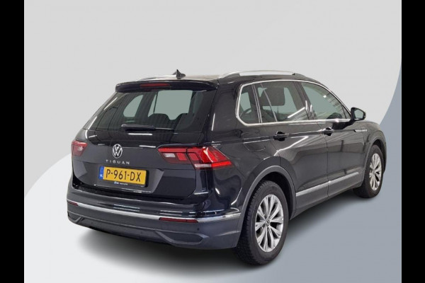 Volkswagen Tiguan 1.5 TSI Life Business | 96500 km | Trekhaak | Navigatie. | VERWACHT!