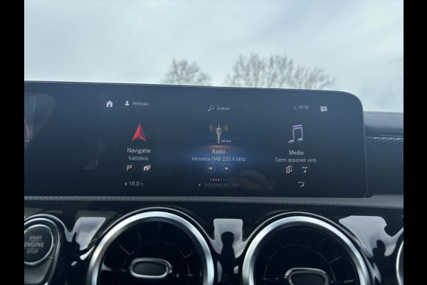 Mercedes-Benz CLA-Klasse Shooting Brake 250 e Progressive | Adaptive cruise control | 360 graden camera | Stoelverwarming