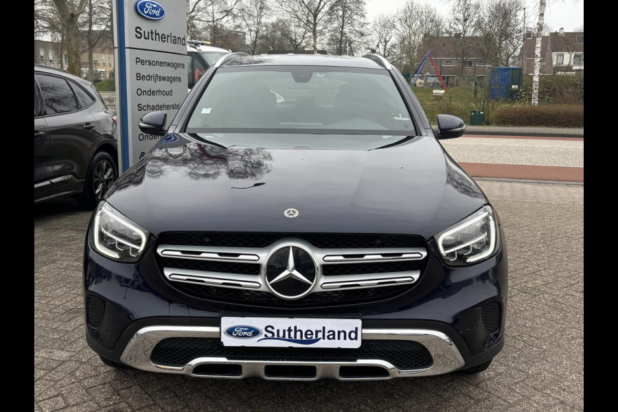 Mercedes-Benz GLC 300e 4MATIC Business Solution | PHEV | 320pk | Plug-in Hybride | Achteruitrijcamera | Navigatie | Half leder