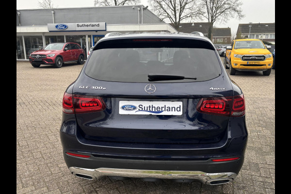 Mercedes-Benz GLC 300e 4MATIC Business Solution | PHEV | 320pk | Plug-in Hybride | Achteruitrijcamera | Navigatie | Half leder