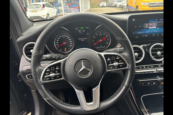 Mercedes-Benz GLC 300e 4MATIC Business Solution | PHEV | 320pk | Plug-in Hybride | Achteruitrijcamera | Navigatie | Half leder