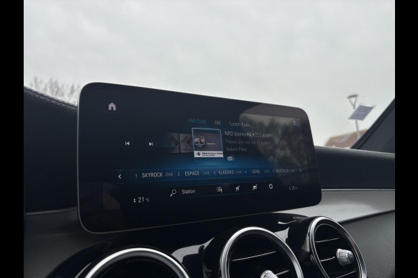 Mercedes-Benz GLC 300e 4MATIC Business Solution | PHEV | 320pk | Plug-in Hybride | Achteruitrijcamera | Navigatie | Half leder