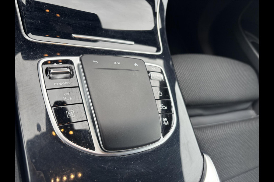 Mercedes-Benz GLC 300e 4MATIC Business Solution | PHEV | 320pk | Plug-in Hybride | Achteruitrijcamera | Navigatie | Half leder
