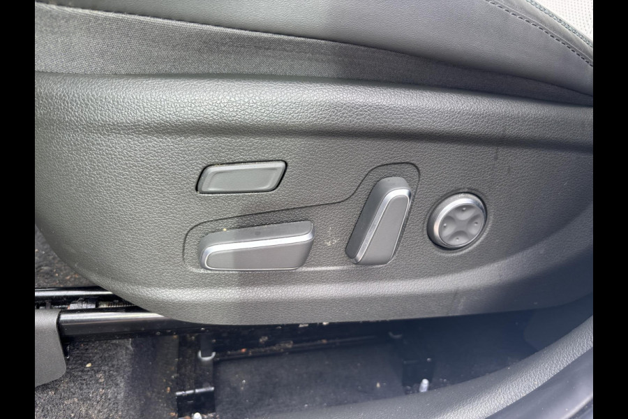 Hyundai Santa Fe 1.6 T-GDI PHEV Premium Plus Sky