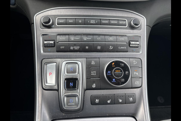 Hyundai Santa Fe 1.6 T-GDI PHEV Premium Plus Sky