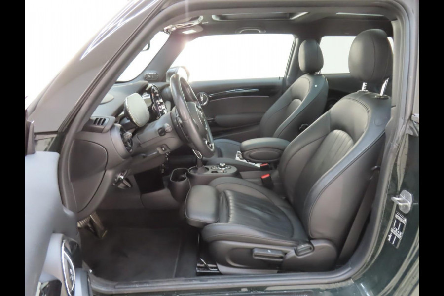 MINI Mini 2.0 John Cooper Works Essential | 43.000 KM | Leder | Panoramadak | Full Options. | Verwacht!