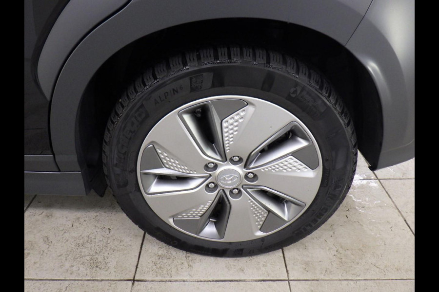 Hyundai Kona EV Premium 64 kWh Verwacht !
