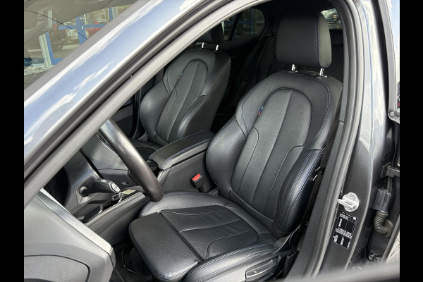 BMW 1-serie 118i Business Edition Plus 136pk Automaat | M Pakket | Navi | Stoelverwarming | PDC |