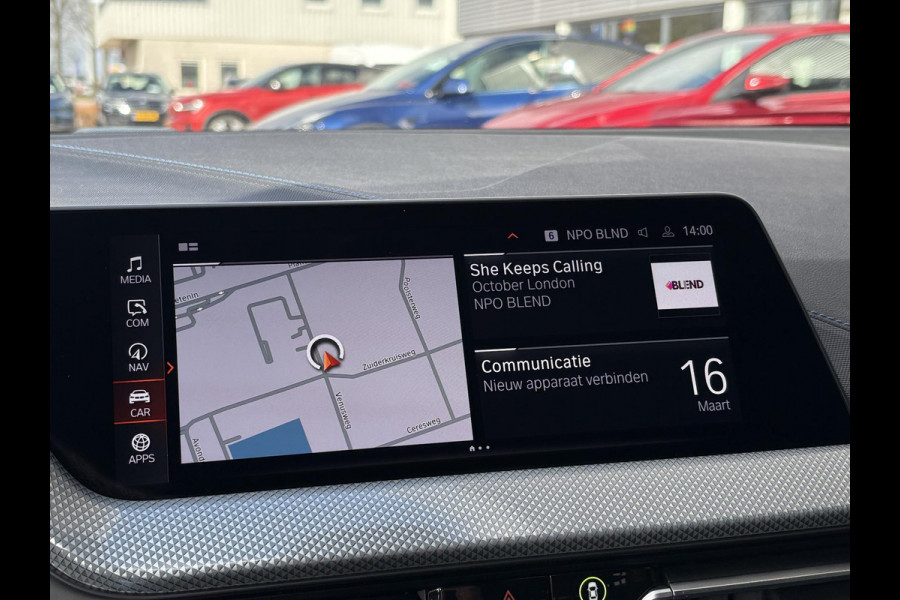 BMW 1-serie 118i Business Edition Plus 136pk Automaat | M Pakket | Navi | Stoelverwarming | PDC |