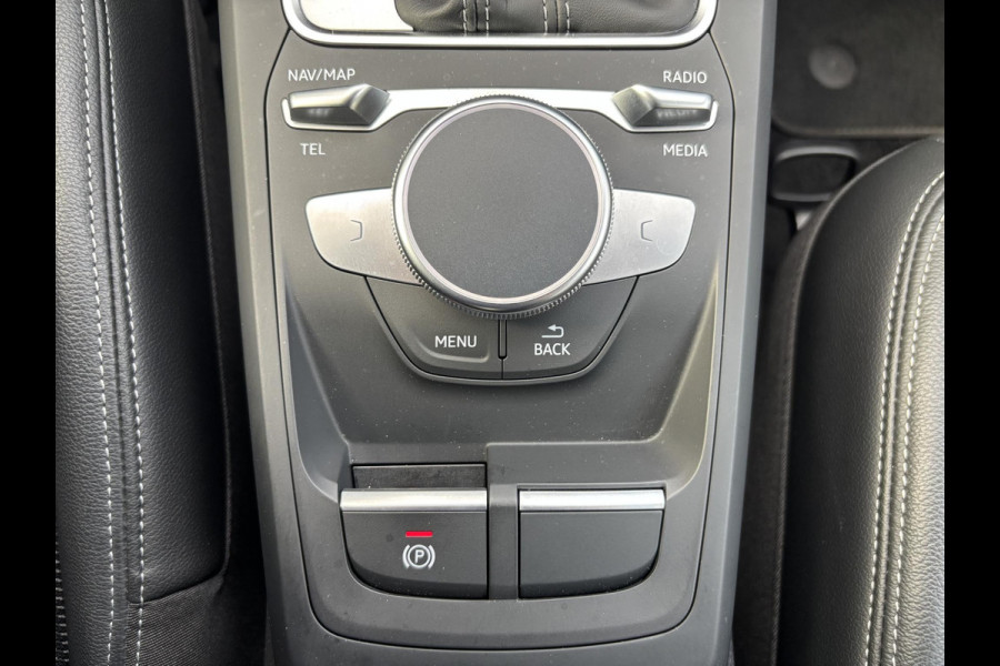 Audi Q2 35 TFSI S Edition 150pk Automaat | Trekhaak | 2x S-line | Stoelverwarming | Elek Achterklep  | Navigatie