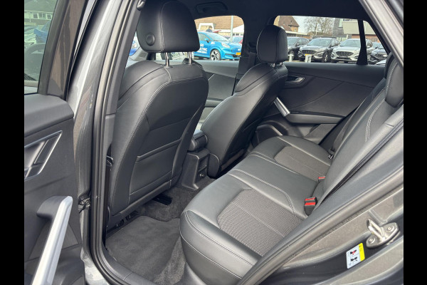 Audi Q2 35 TFSI S Edition 150pk Automaat | Trekhaak | 2x S-line | Stoelverwarming | Elek Achterklep  | Navigatie