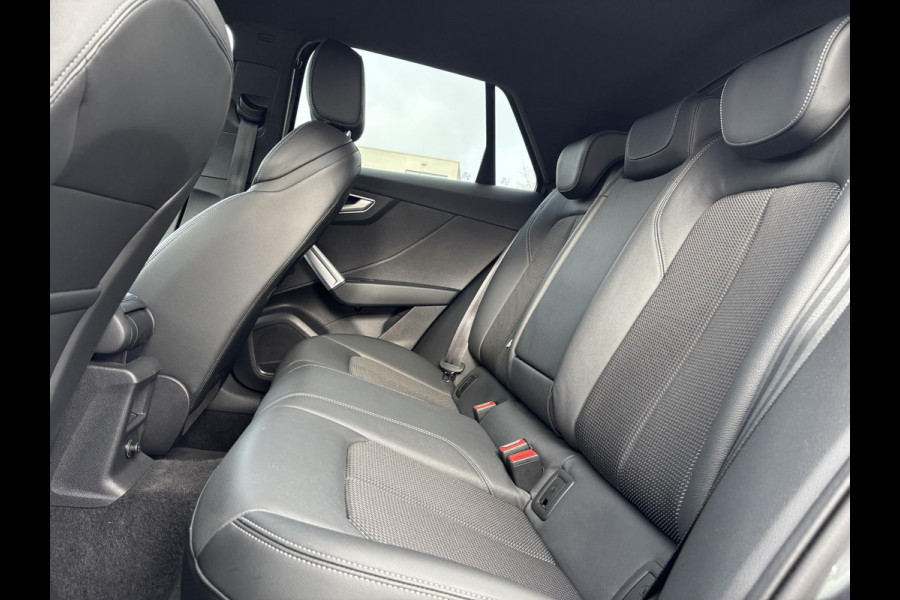 Audi Q2 35 TFSI S Edition 150pk Automaat | Trekhaak | 2x S-line | Stoelverwarming | Elek Achterklep  | Navigatie