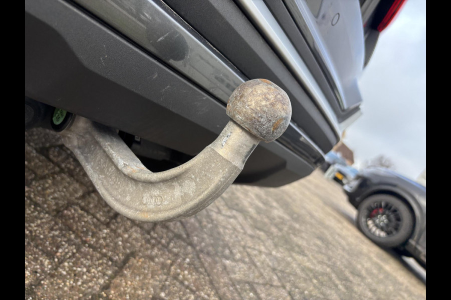 Audi Q2 35 TFSI S Edition 150pk Automaat | Trekhaak | 2x S-line | Stoelverwarming | Elek Achterklep  | Navigatie