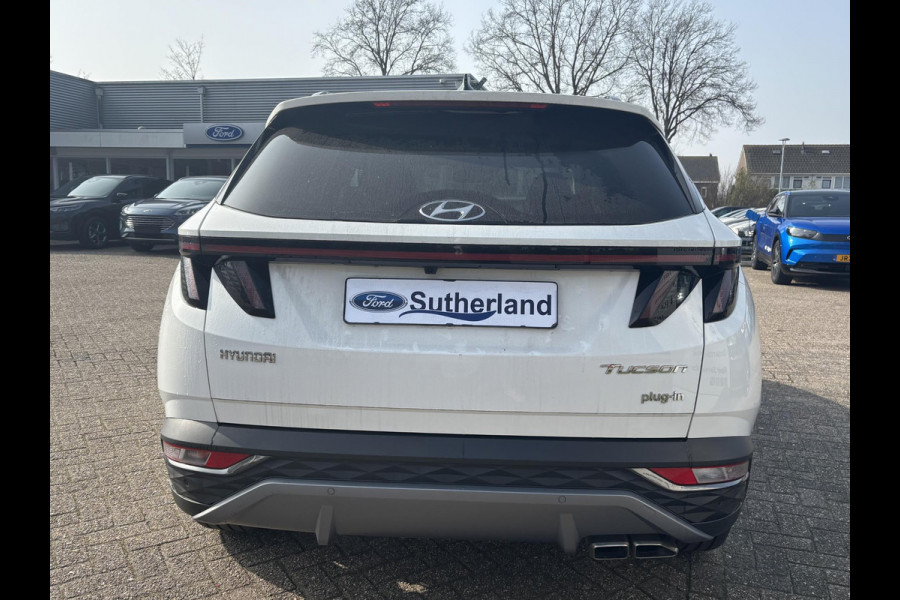 Hyundai Tucson 1.6 T-GDI PHEV Premium Sky 4WD | Panoramadak | Dealer onderhouden | Leder | Achteruitrijcamera