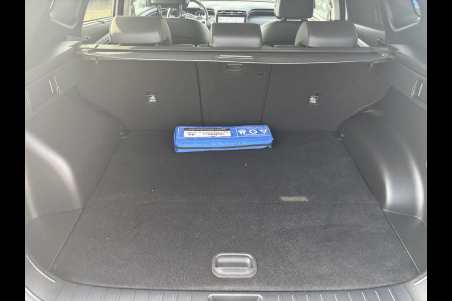 Hyundai Tucson 1.6 T-GDI PHEV Premium Sky 4WD | Panoramadak | Dealer onderhouden | Leder | Achteruitrijcamera