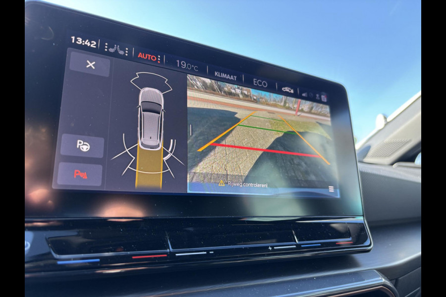 CUPRA Leon Sportstourer 1.4 e-Hybrid VZ Business 245pk | PHEV | Stoelverwarming | Camera | Adaptive cruise control