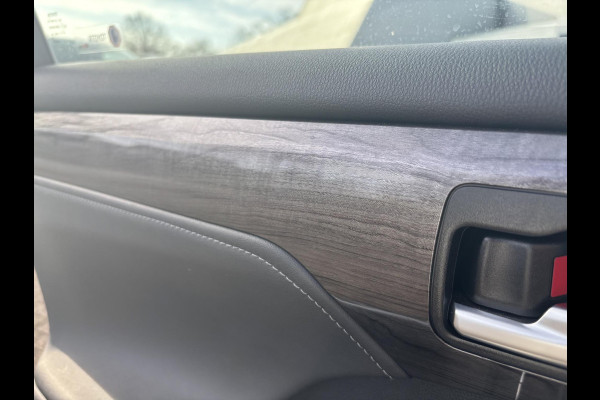 Toyota highlander 2.5 AWD Hybrid Premium | 7p |  Panoramadak | 360 graden camera | Platinum Pearl White | Adaptieve cruisecontrol | JBL audio | Head up Display | Stoelverwarming | Achterbank verwarmd