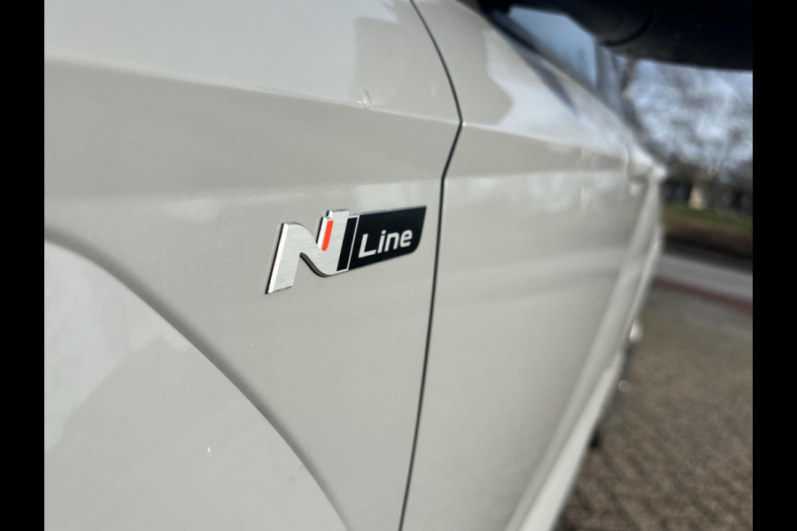 Hyundai Kona 1.6 T-GDI N Line 199pk versie! | Uniek in NL | Stoelverwarming | Adaptive Cruise Control | Elektrsich verstelbare stoelen | Dealer odnerhou